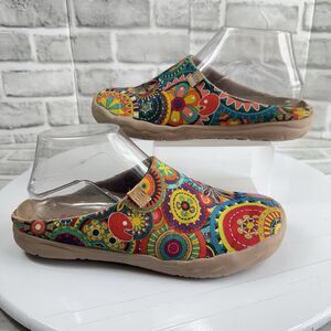 UIN Toledo Artsy Women's Size 7.5 Blossom Bright Slip On Comfort Mules